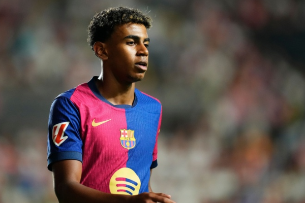  西媒报道皇马主场种族主义事件，官方机构展开调查