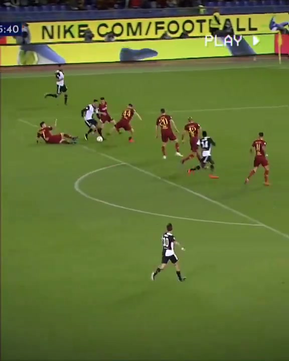  这样太倒霉了吧C罗这些年被浪费掉的精彩助攻